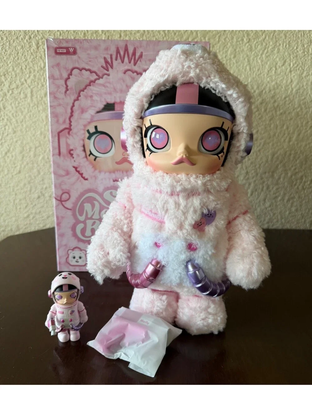 POP Mart Sweet Messages Bear 400% + 100 % Mega Space Molly - New open box